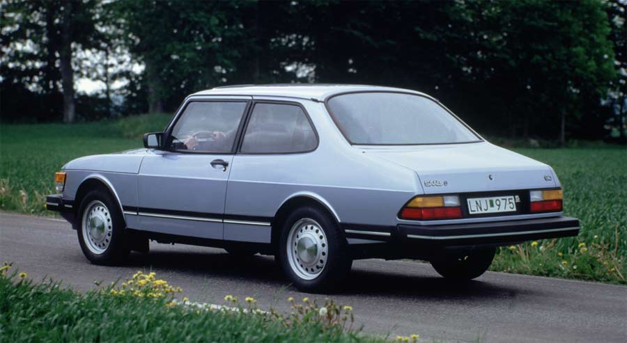 Saab 90 - A car made up of two halves of two other Saab cars