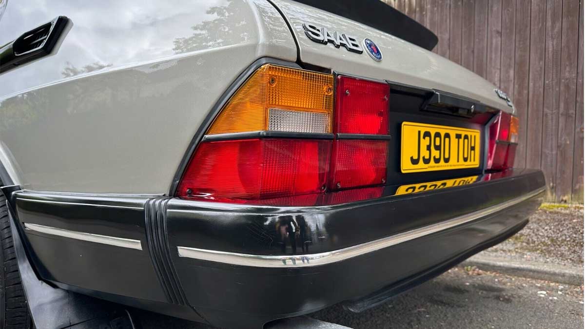 Close-up view of the rear of a 1991 Saab 900 S Turbo, highlighting the distinctive tail lights and classic design.