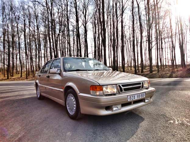  1987 Saab 9000 2.0i with Talladega bodykit in gold colour. 