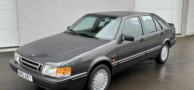 Elegance in Heritage: The 1988 SAAB 9000i