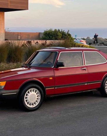 Impeccably preserved exterior of the 1987 Saab 900S 16V - A testament to timeless style and meticulous care