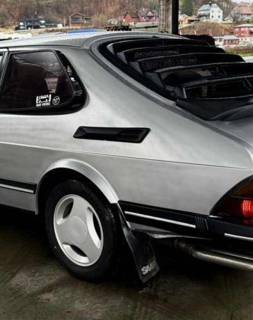 A timeless classic: The 1984 Saab 900 Turbo, a gem of Norwegian motoring history, shines with rare upgrades and character.