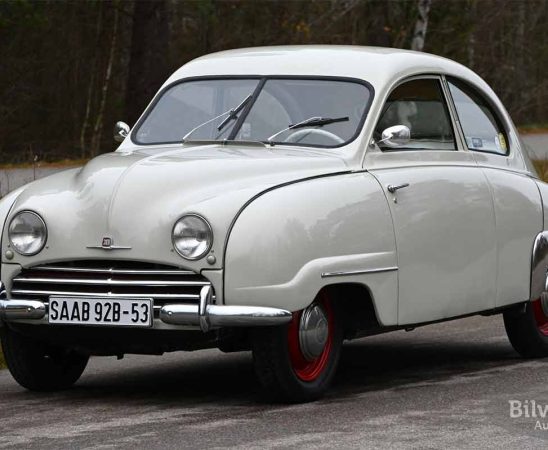 This restored 1953 Saab 92B De Luxe 2T showcases Saab’s post-war innovation, combining sleek design with reliable two-stroke performance