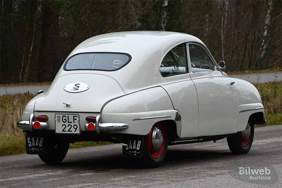 The 1953 Saab 92B De Luxe 2T showcases its rounded, teardrop-inspired rear design, distinctive rear fender contours, and elegant simplicity—a true icon of Swedish ingenuity