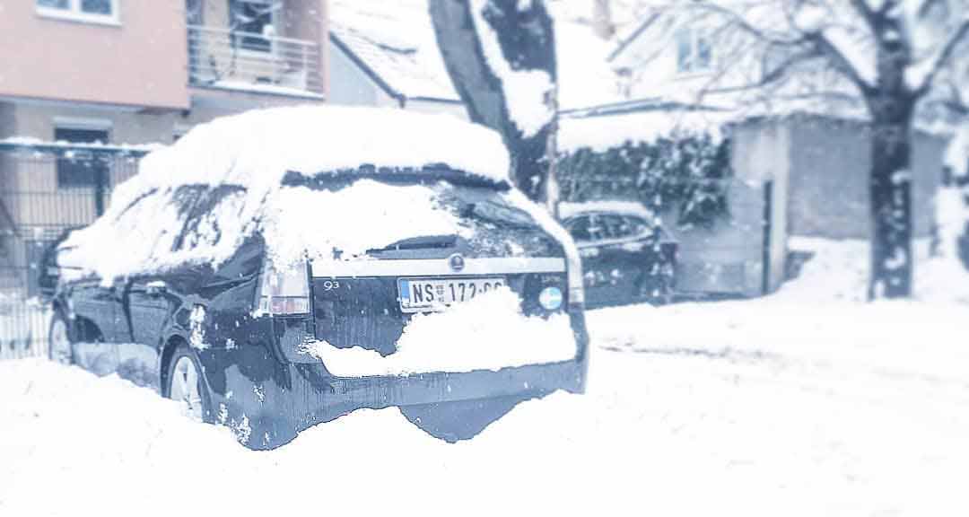 Saab 9-3 Sportcombi in Winter Storm