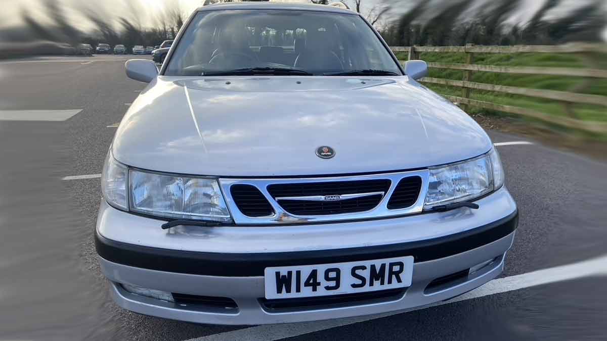 An immaculate Saab 9-5 SportCombi in pristine condition, gleaming under the sun with its ceramic-coated finish, ready to captivate the hearts of automotive enthusiasts and collectors alike.