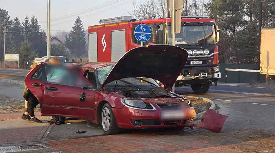 Although at first glance the damage may not seem extensive, this Saab 9-5 Wagon actually rolled over, landing back on its wheels. Thanks to its reinforced safety structure, all occupants were protected from serious injury, once again proving Saab’s commitment to real-world crash safety.