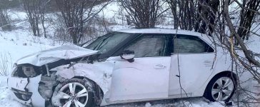 Jeffrey Porter's Saab 9-5 NG after the crash—an unshakable testament to Saab’s commitment to safety and resilience