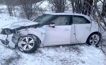 Jeffrey Porter's Saab 9-5 NG after the crash—an unshakable testament to Saab’s commitment to safety and resilience