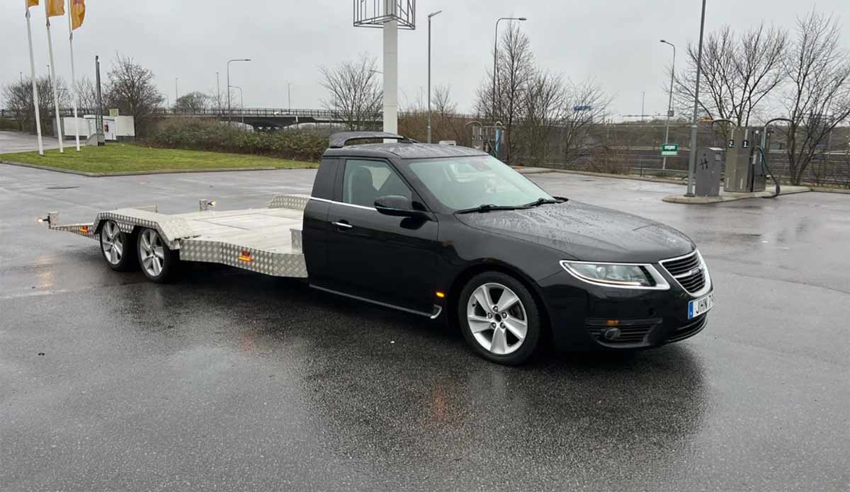 A remarkable transformation – this custom Saab 9-5NG car hauler blends Swedish design with practical utility, creating a unique piece of automotive history.