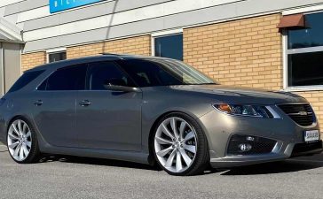 Philip Salonen’s fully restored Saab 9-5NG Sportwagon – a rare and powerful masterpiece that redefines Saab’s legacy, meticulously crafted by Mannes Bilservice.