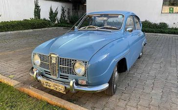 Thomas Frowein’s beautifully restored 1968 Saab 96, set to dazzle attendees at the 2024 Africa Concours d’Elegance in Nairobi. This rare model, renowned for its rally racing heritage and rugged reliability, will be making its first appearance in many years at the prestigious event, celebrating the Alfa Romeo Owners Club’s anniversary.