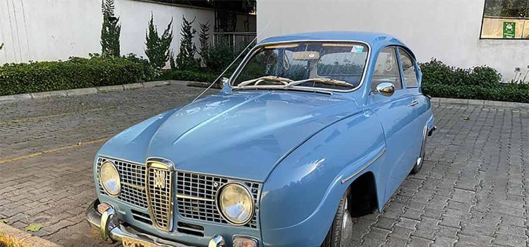 Thomas Frowein’s beautifully restored 1968 Saab 96, set to dazzle attendees at the 2024 Africa Concours d’Elegance in Nairobi. This rare model, renowned for its rally racing heritage and rugged reliability, will be making its first appearance in many years at the prestigious event, celebrating the Alfa Romeo Owners Club’s anniversary.