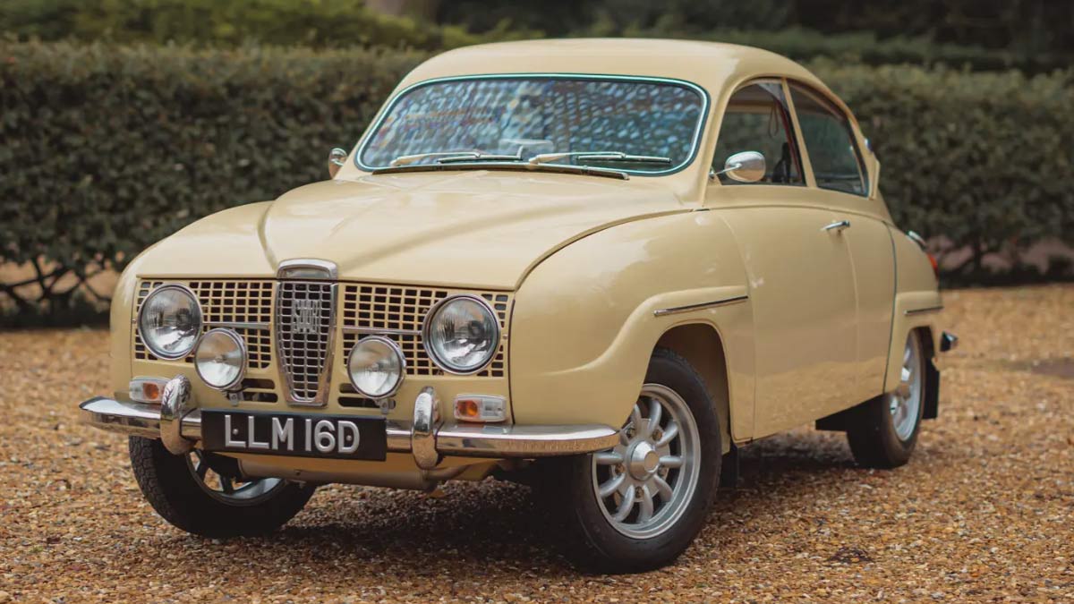 Swedish Engineering at Its Best: This Restored Saab 96 Is a True Collector’s Gem