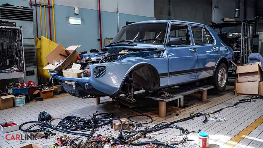 Saab 99 during restoration