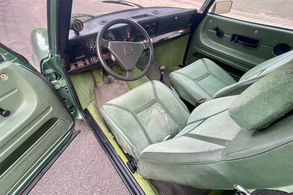 Preserving Elegance: Immaculate Green Interior of the Saab 99 Turbo