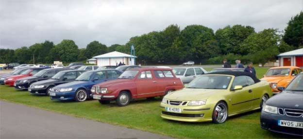 Great Western Saabs at Castle Combe 2016