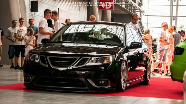 Saab Turbo X rental