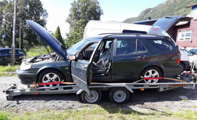 Saab's Popularity Soars: Meet Jean Pierre Rolly and Gina Van De Voorde, the Belgian Couple Turning Saab's Bankruptcy into a Thriving Business in Norway