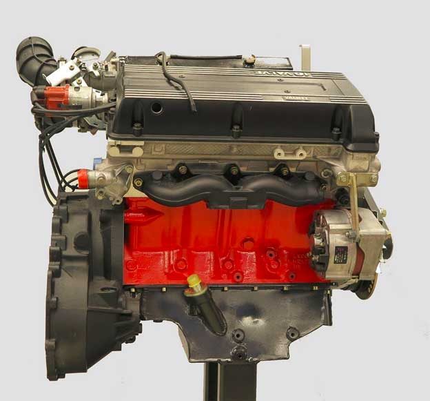 Valmet Automotive V8 engine for Saab 9000