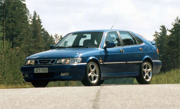 The fastest Saab of its time, the Viggen, pictured on the Uusikaupunki plant test track